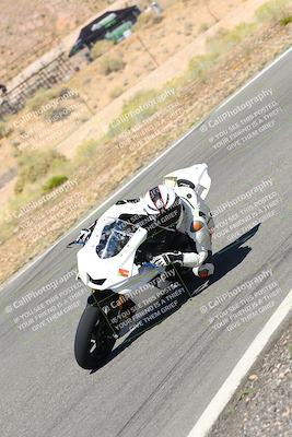 media/Oct-14-2023-TrackXperience (Sat) [[0517685739]]/Level 3/session 3 turn 2/